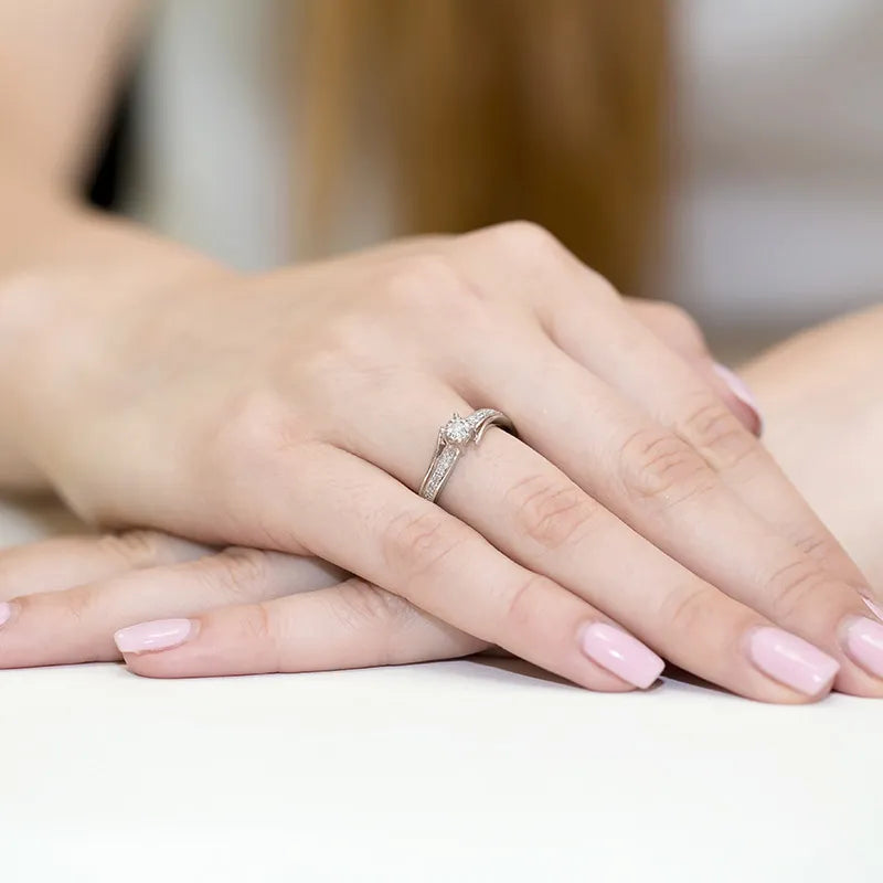zlatý prsteň s diamantmi 0,05 ct a 0,05 ct w0269-diw-01