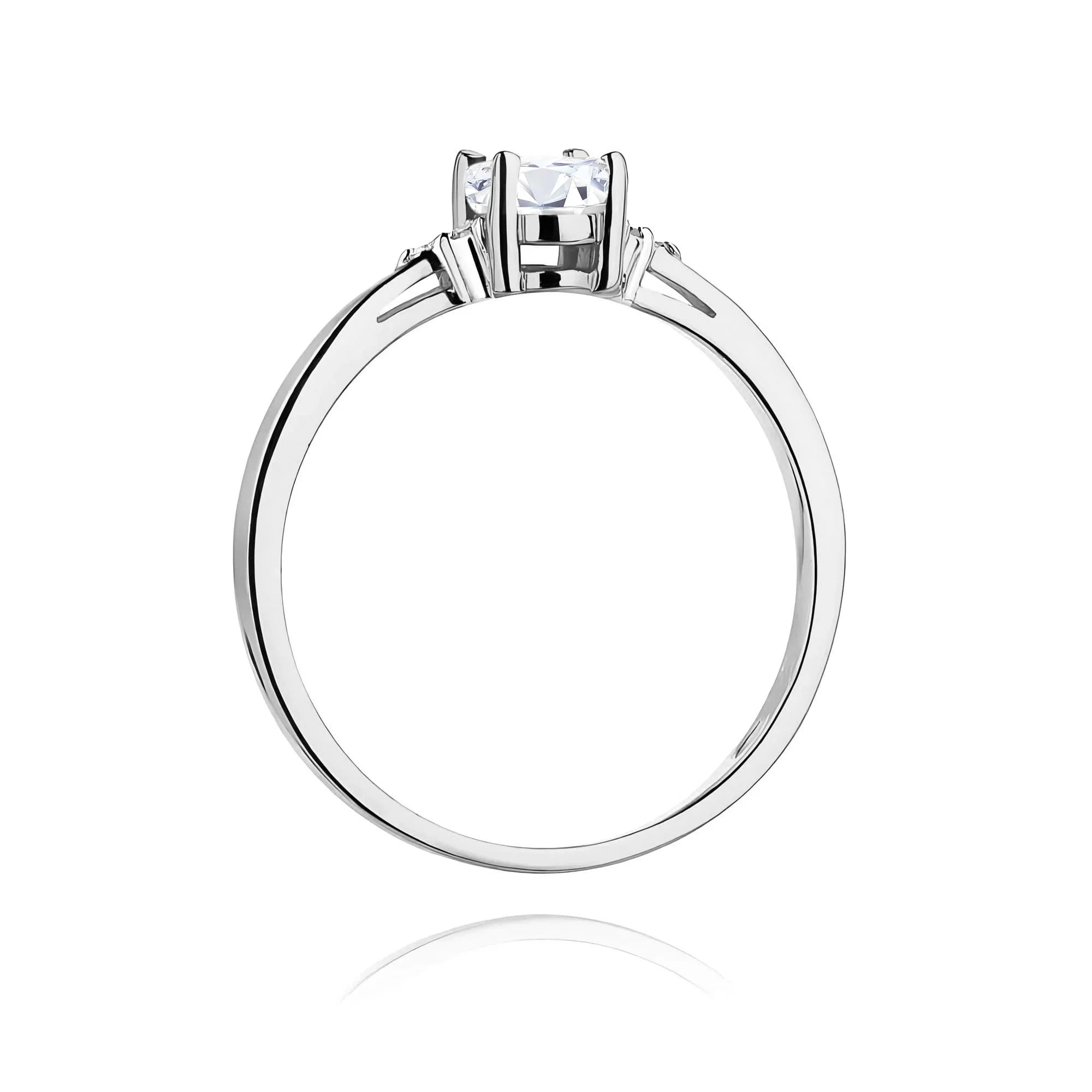 Lab-grown Diamond Engagement Ring in 585 White Gold