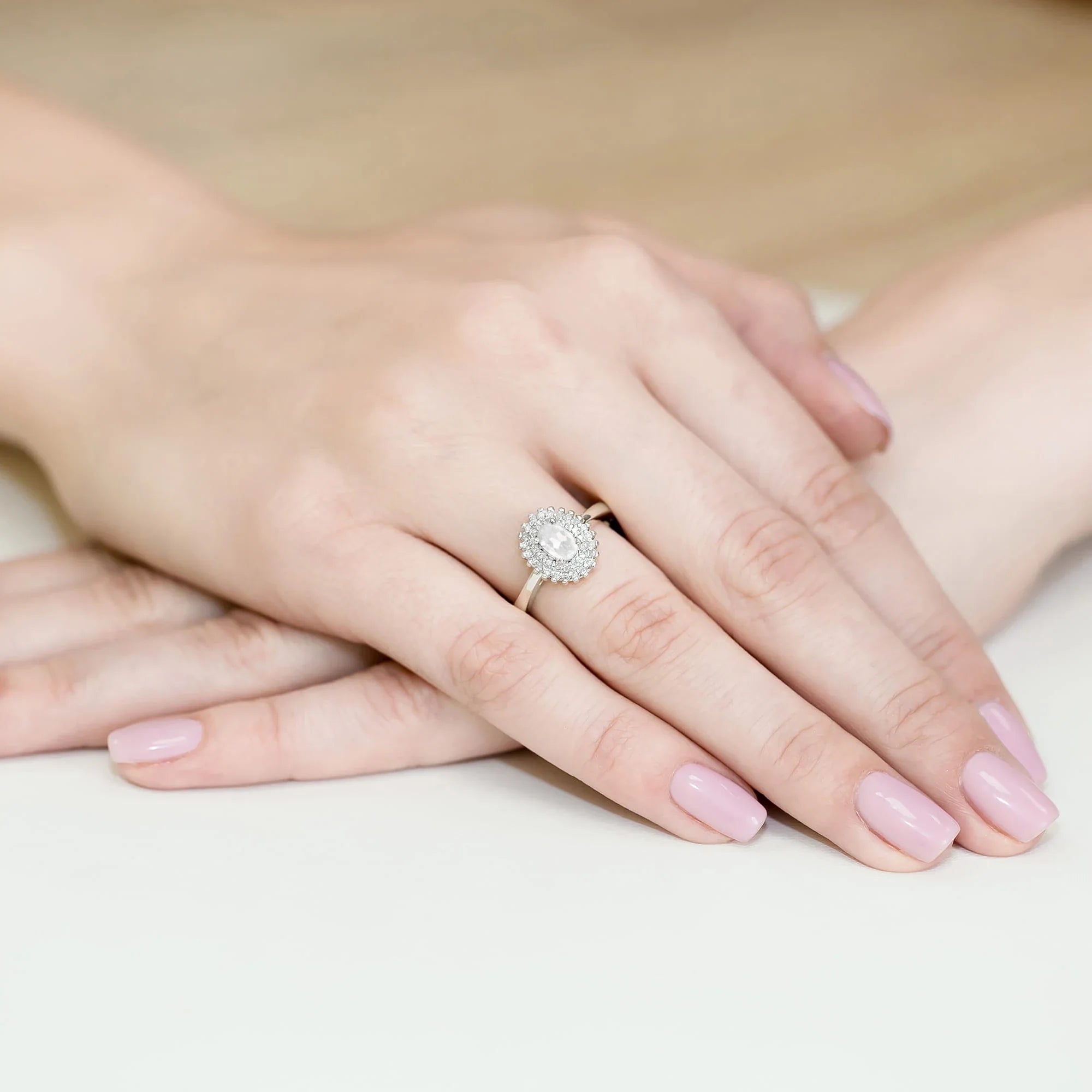 Lab-grown Diamond Engagement Ring in 585 White Gold