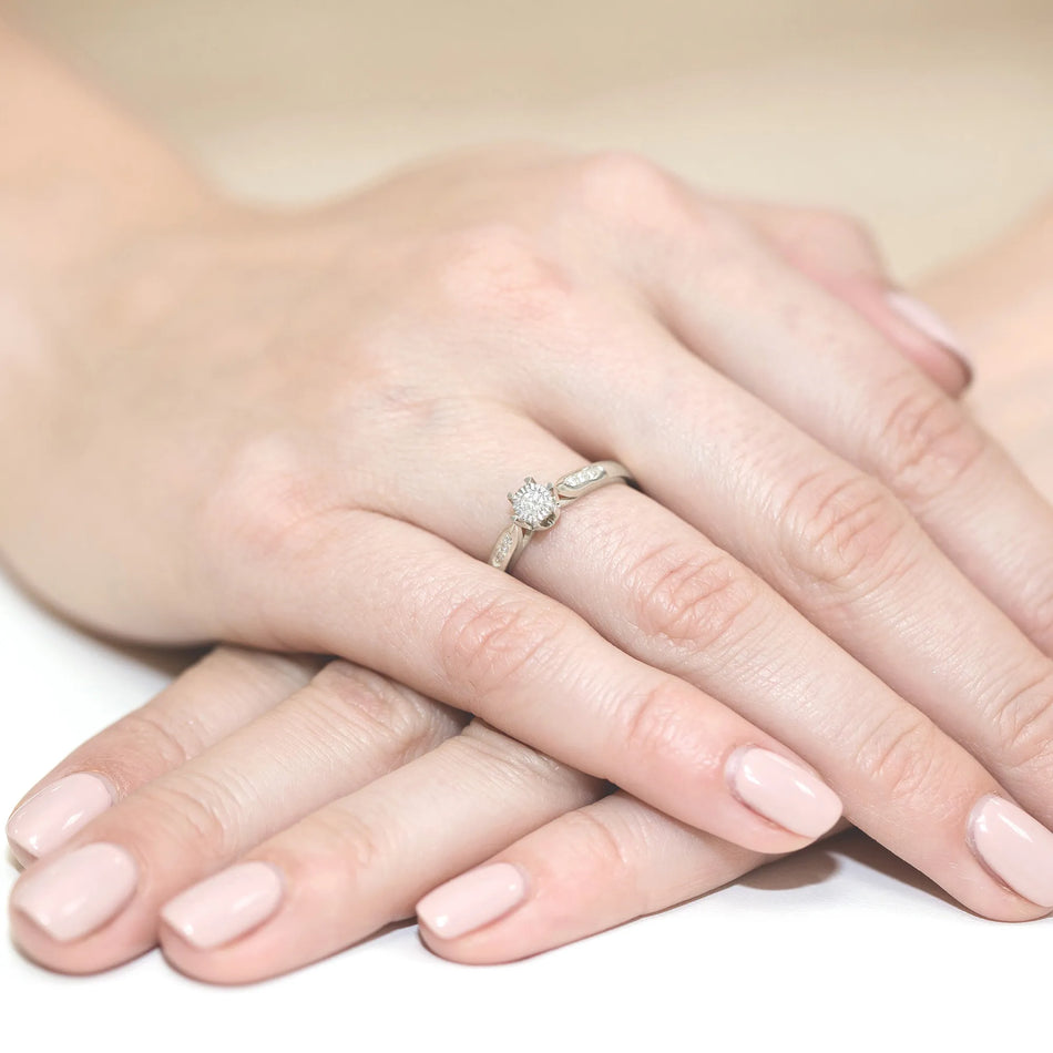 zlatý prsteň s diamantmi 0,08 ct a 0,052 ct w0328-diw-01