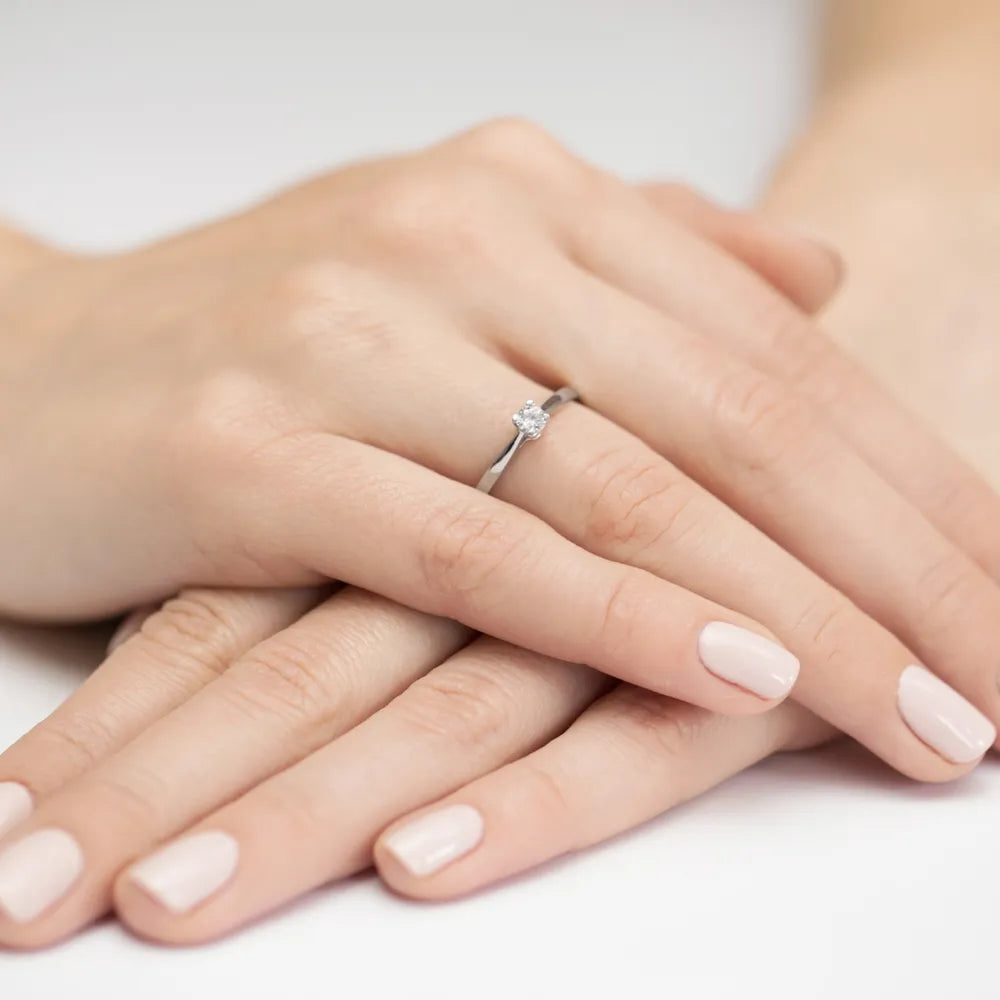 gold-ring-with-0-15ct-diamond-w0335-diw-01