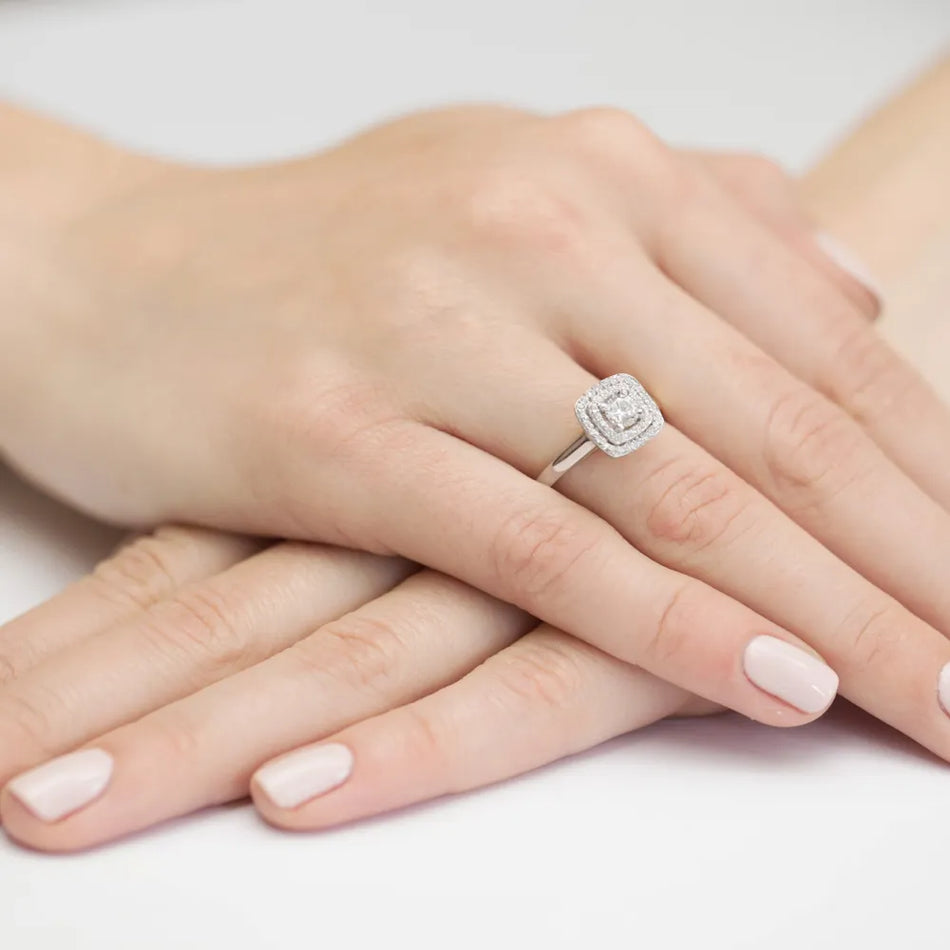 zlatý prsteň s diamantmi 0,30 ct a 0,20 ct w0345-diw-01
