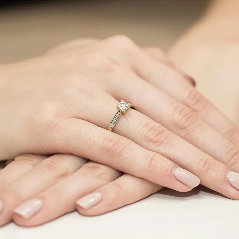 zlatý prsteň s diamantmi 0,166 ct w0402-diw-01