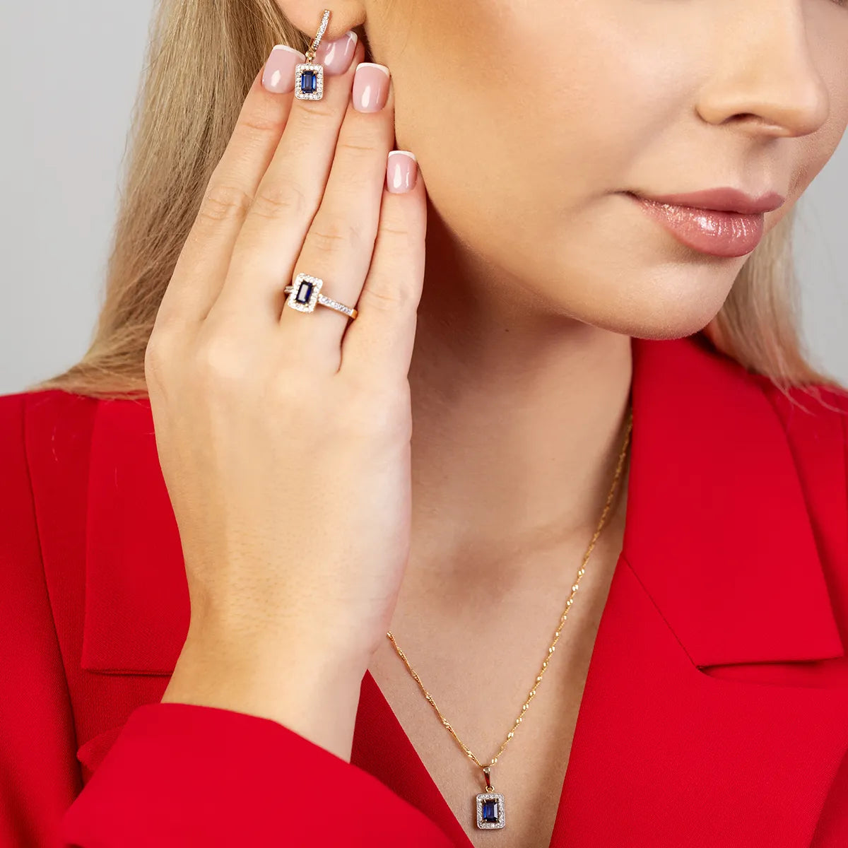 zlatý prsteň so zafírom 0,60 ct a diamantmi 0,19 ct w0403-sab-01