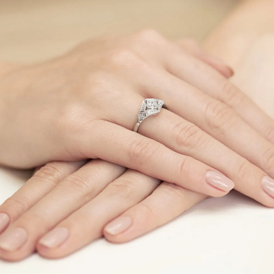 zlatý prsteň s diamantmi 0,10 ct a 0,087 ct w0412-diw-01