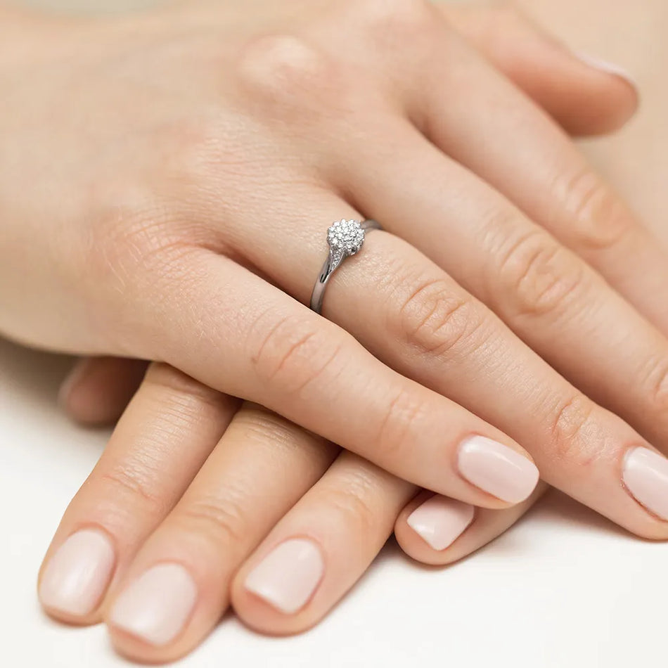 zlatý-prsteň-s-diamantmi-0-105ct-w0419-diw-01