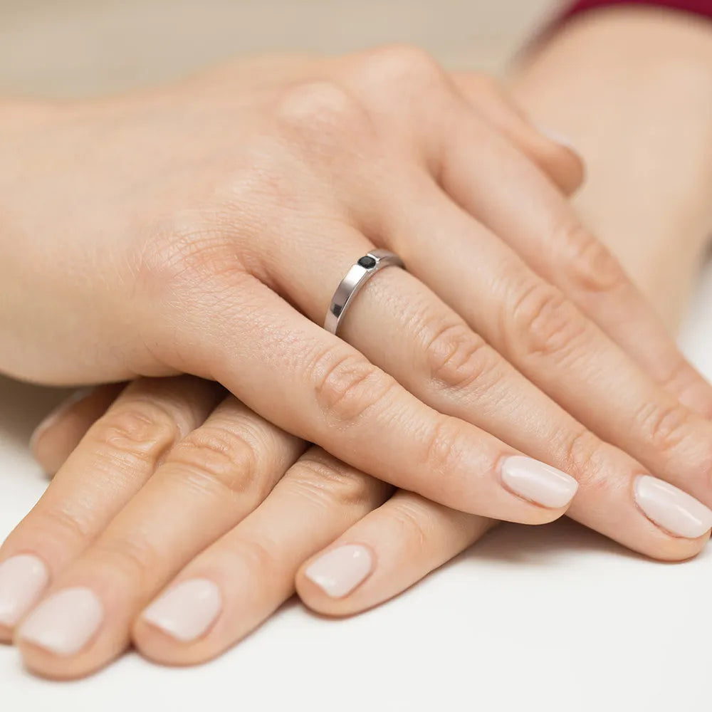 gold-ring-with-0-12ct-black-diamond-w0432-dib-01