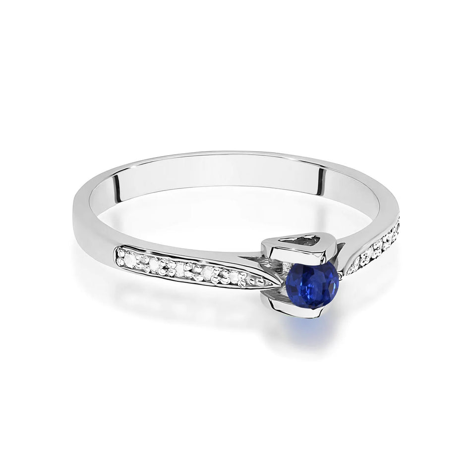 Prsteň z bieleho zlata s 0,15 ct zafírom a 0,05 ct diamantmi