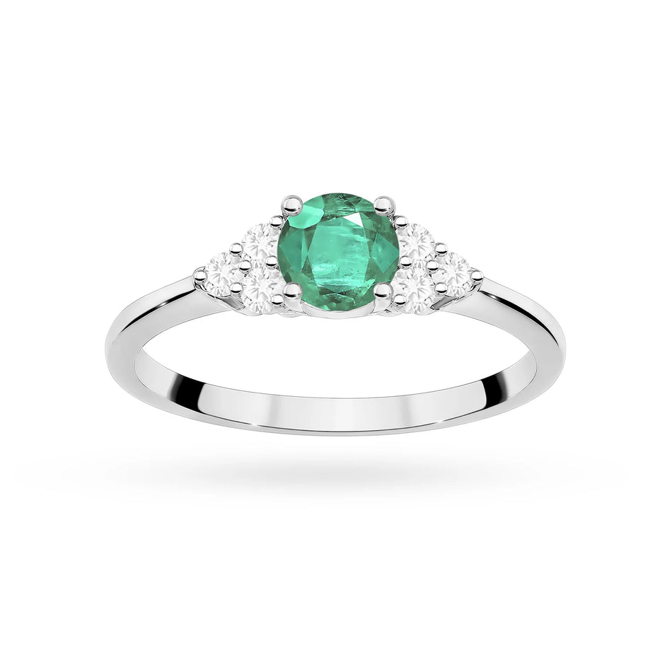 Prsteň z bieleho zlata s 0,50 ct smaragdom a 0,18 ct diamantmi