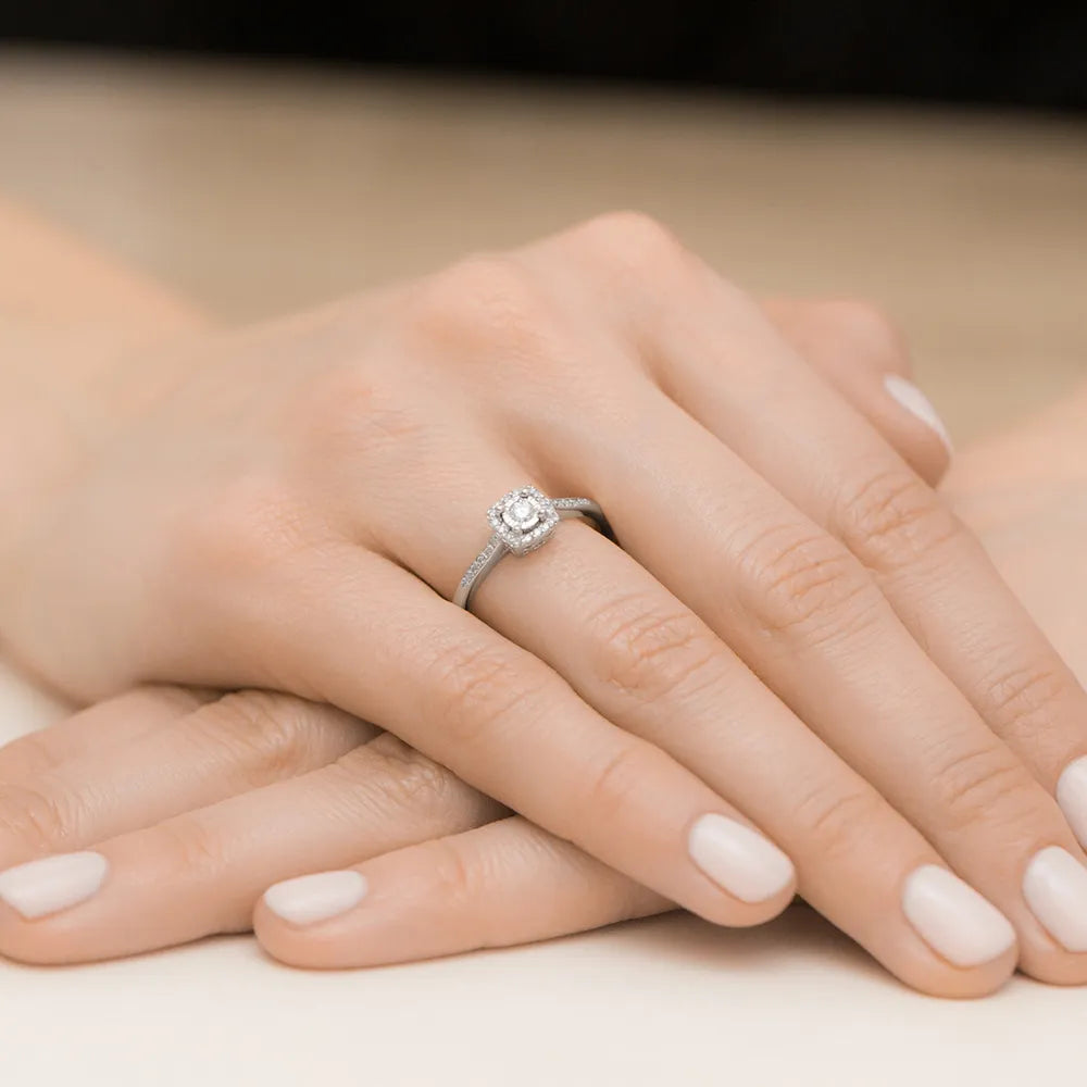 zlatý prsteň s diamantmi 0,08 ct a 0,13 ct w0462-diw-01