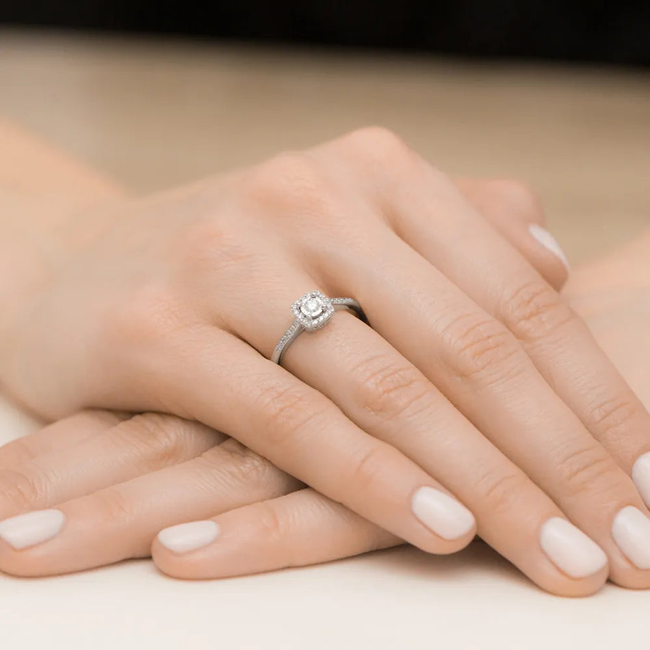 zlatý prsteň s diamantmi 0,08 ct a 0,13 ct w0462-diw-01