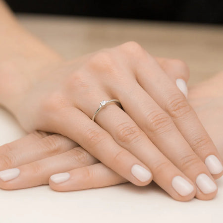 gold-ring-with-0-02ct-diamonds-w0464-diw-02