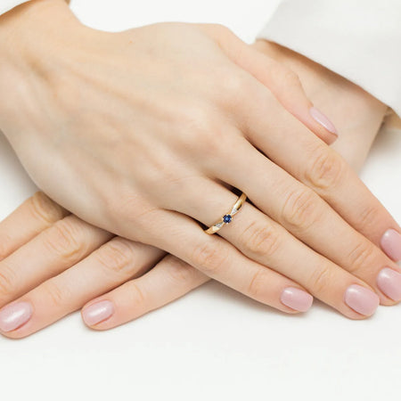 gold-ring-with-0-15ct-sapphire-and-0-01ct-diamonds-w0469-sab-01