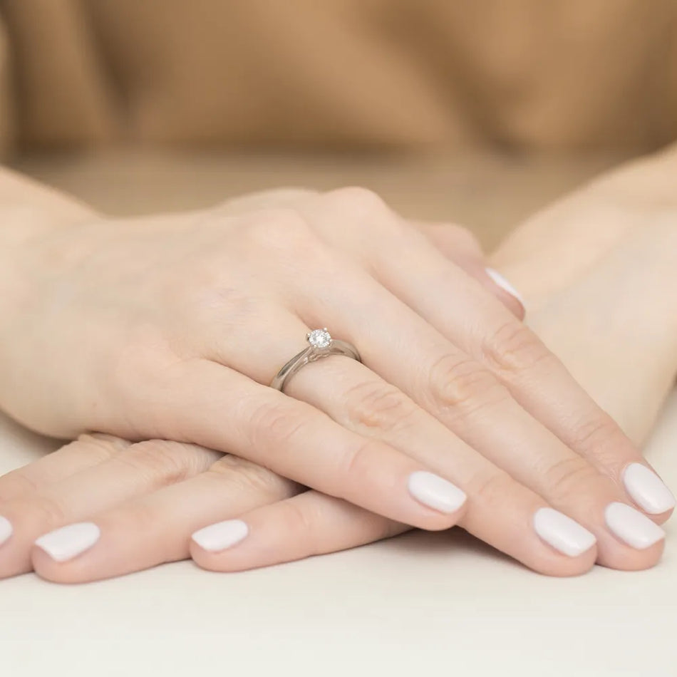 zlatý-prsteň-s-diamantom-0-08ct-w0475-diw-01