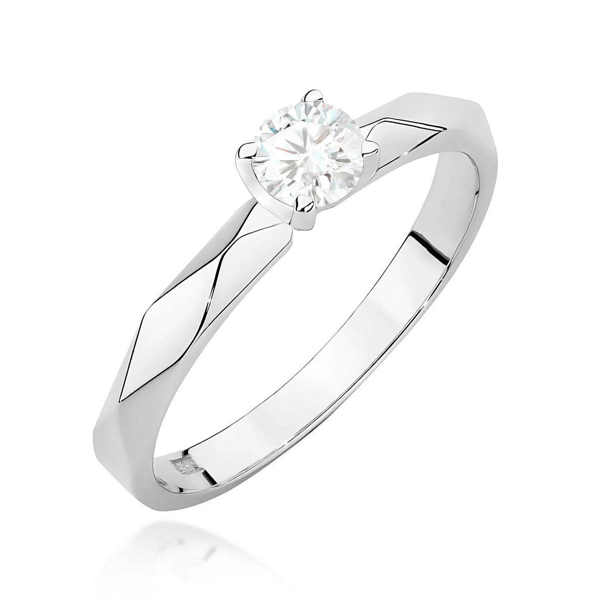 Diamond Engagement Ring in 585 White Gold