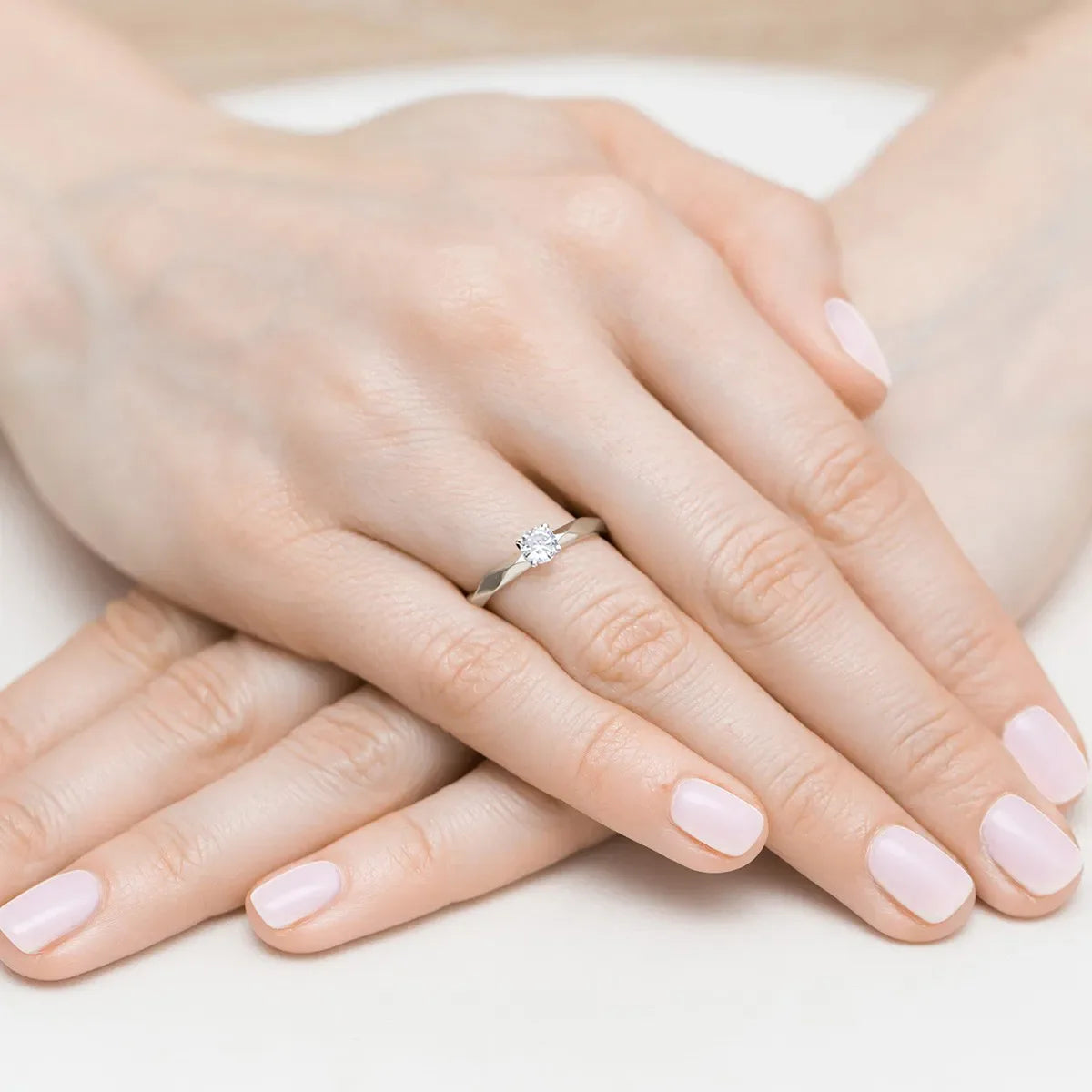 Diamond Engagement Ring in 585 White Gold