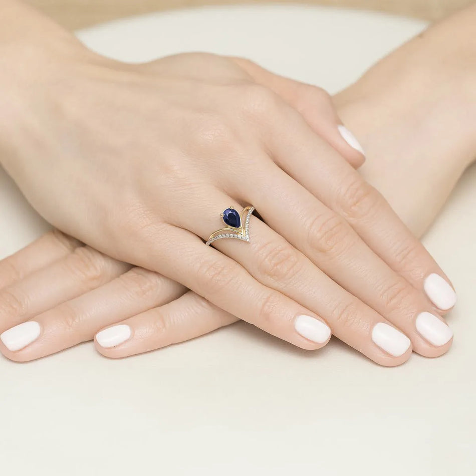 gold-ring-with-0-60ct-sapphire-and-0-125ct-diamonds-w0487-sab-01