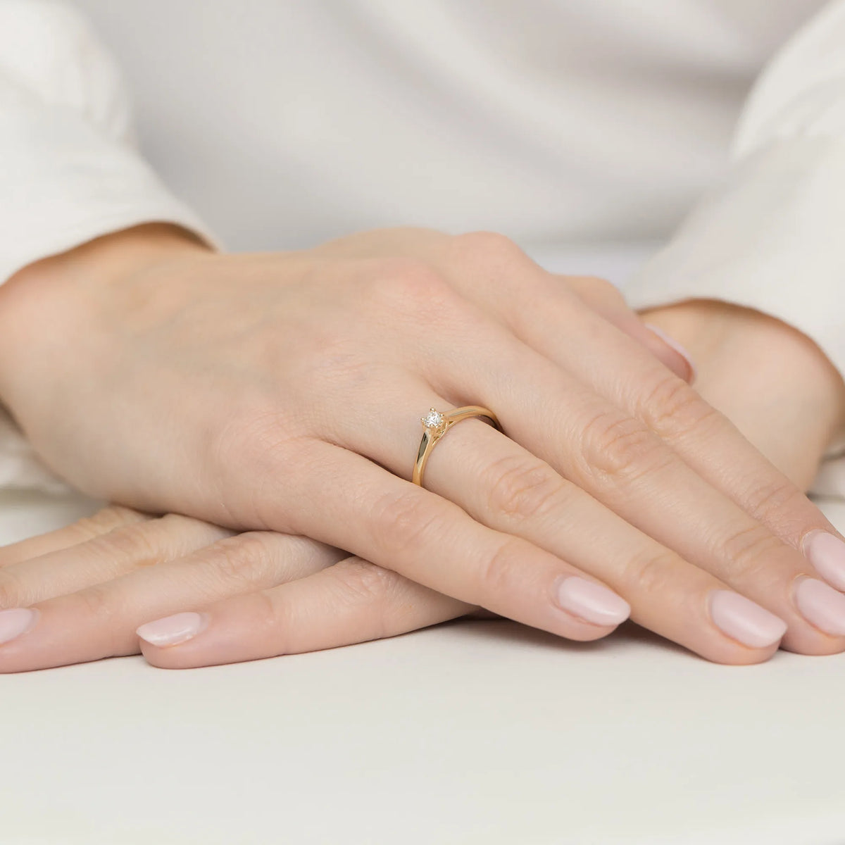 zlatý prsteň s diamantom 0,12 ct w0506-diw-01