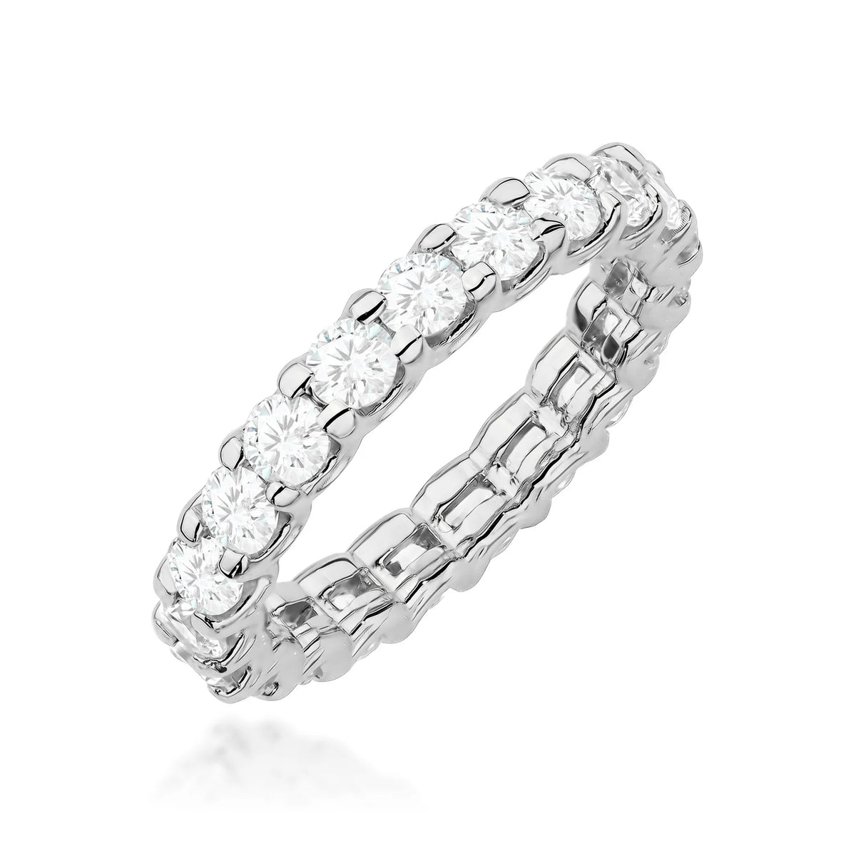 Prsteň z bieleho zlata s diamantmi po celom obvode, 1,44–1,76 ct