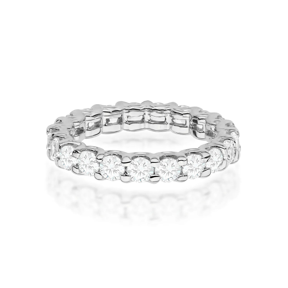 Prsteň z bieleho zlata s diamantmi po celom obvode, 1,44–1,76 ct