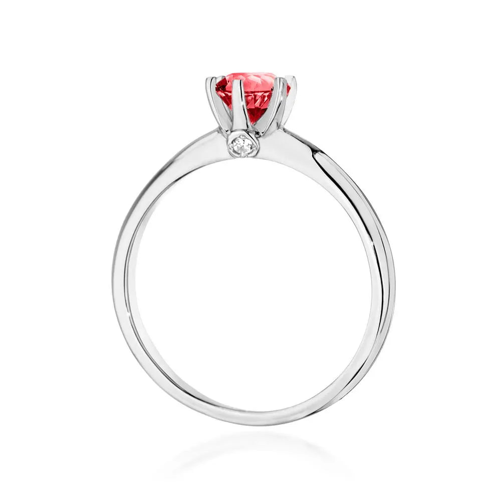 gold-ring-with-ruby-and-diamonds