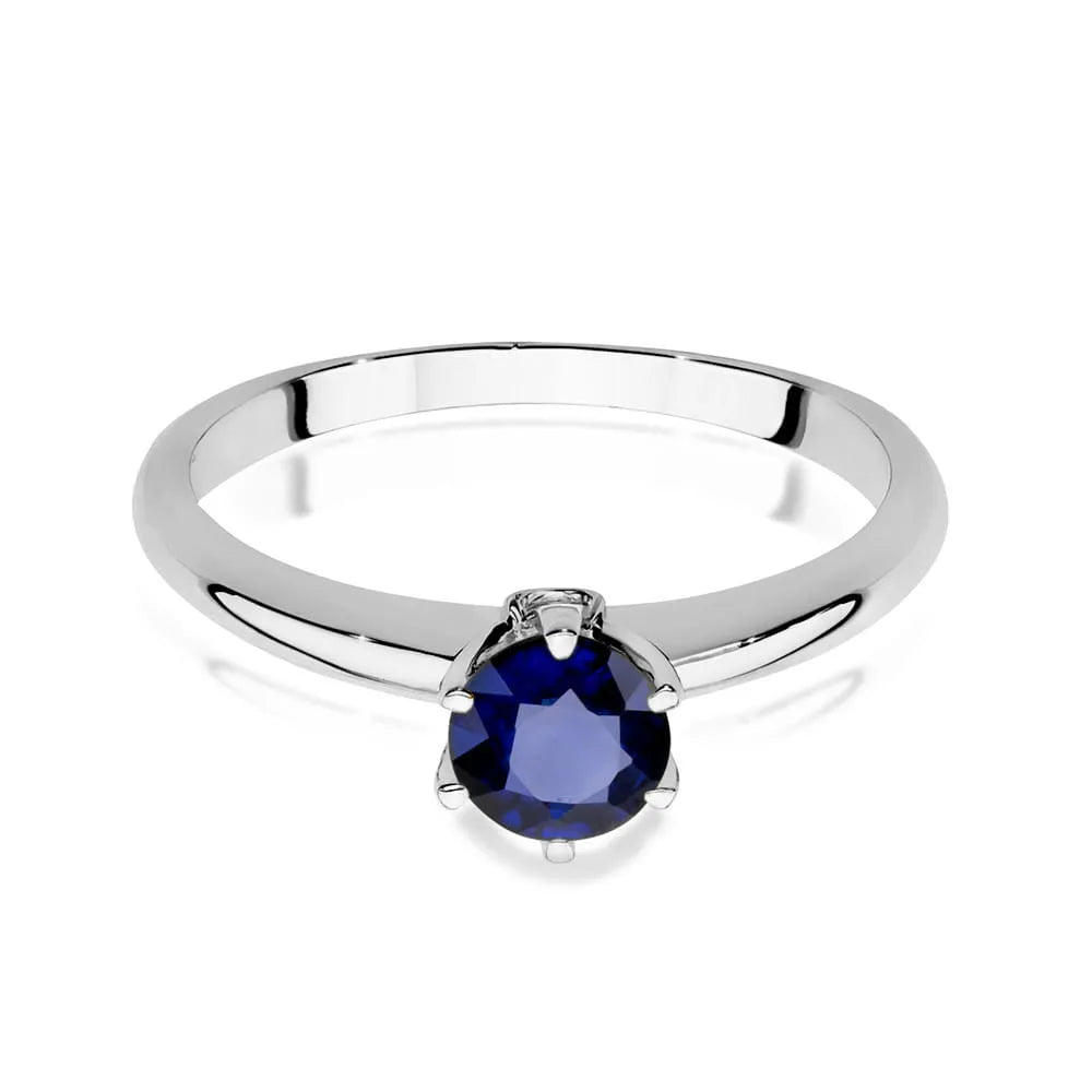 gold-ring-with-sapphire-and-diamonds