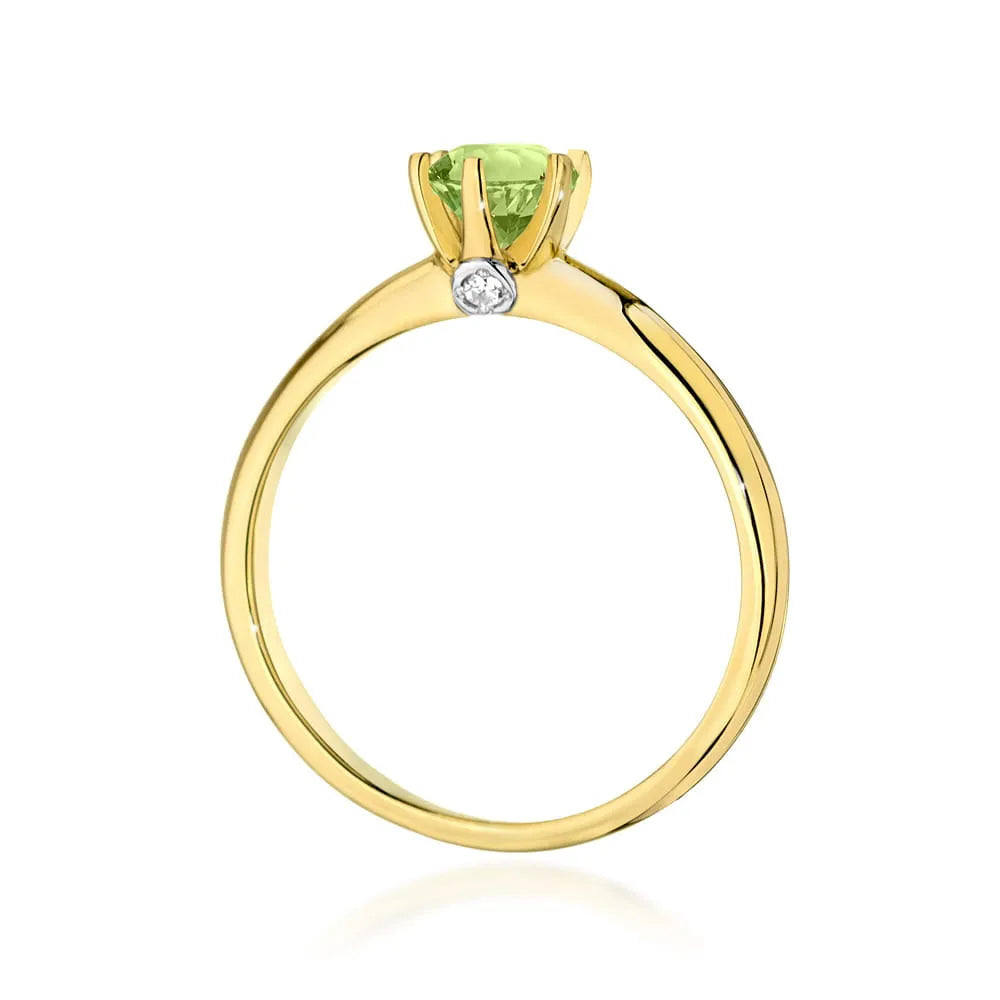 gold-ring-with-olivine-and-diamonds