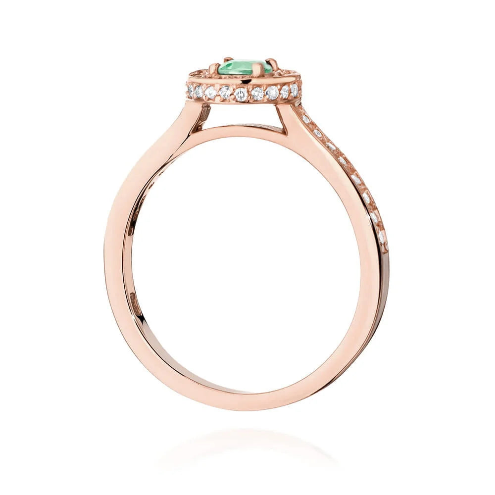 gold-ring-with-0-30ct-emerald-and-0-343ct-sideline-diamonds-w0559-emg-01