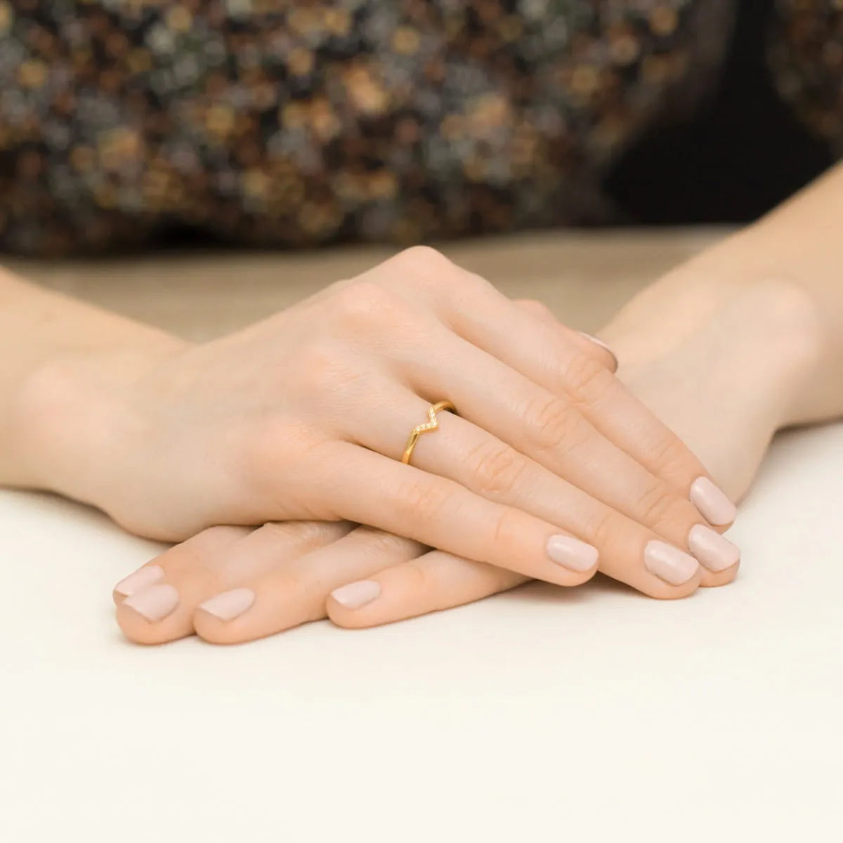 zlatý-prsteň-s-diamantmi-0-035ct-w0602-diw-01