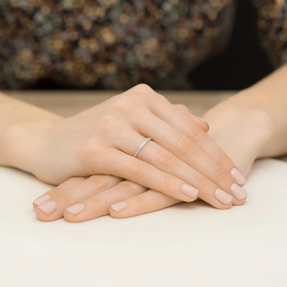 zlatý-prsteň-s-diamantmi-0-035ct-w0606-diw-01