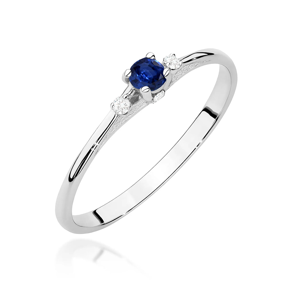 zlatý prsteň s 0,15 ct zafírom a 0,046 ct diamantmi w0614-sab-01