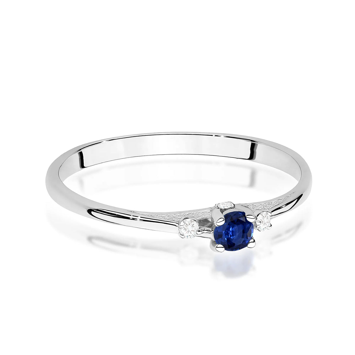 zlatý prsteň s 0,15 ct zafírom a 0,046 ct diamantmi w0614-sab-01