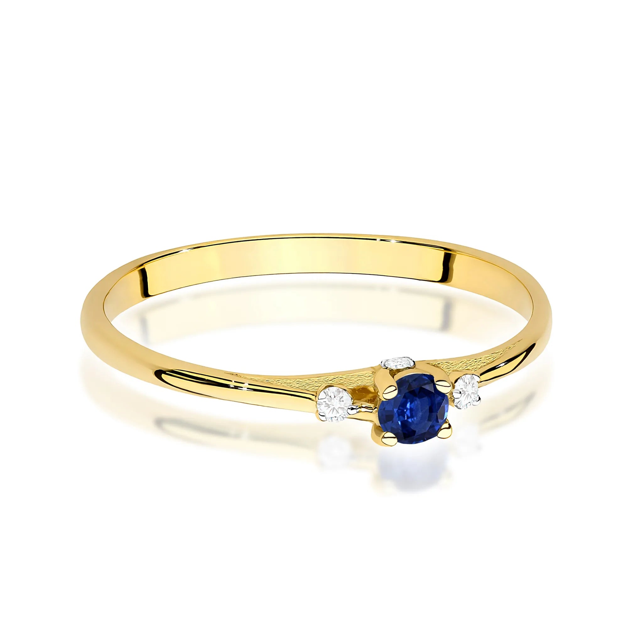 gold-ring-with-0-15ct-sapphire-and-0-046ct-diamonds-w0614-sab-01