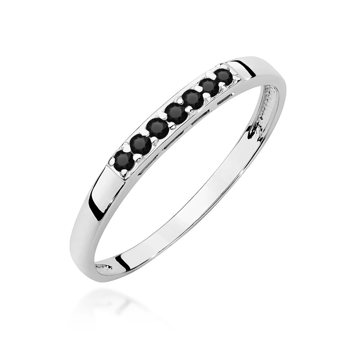 Prsteň z bieleho zlata s čiernymi diamantmi s hmotnosťou 0,102 ct