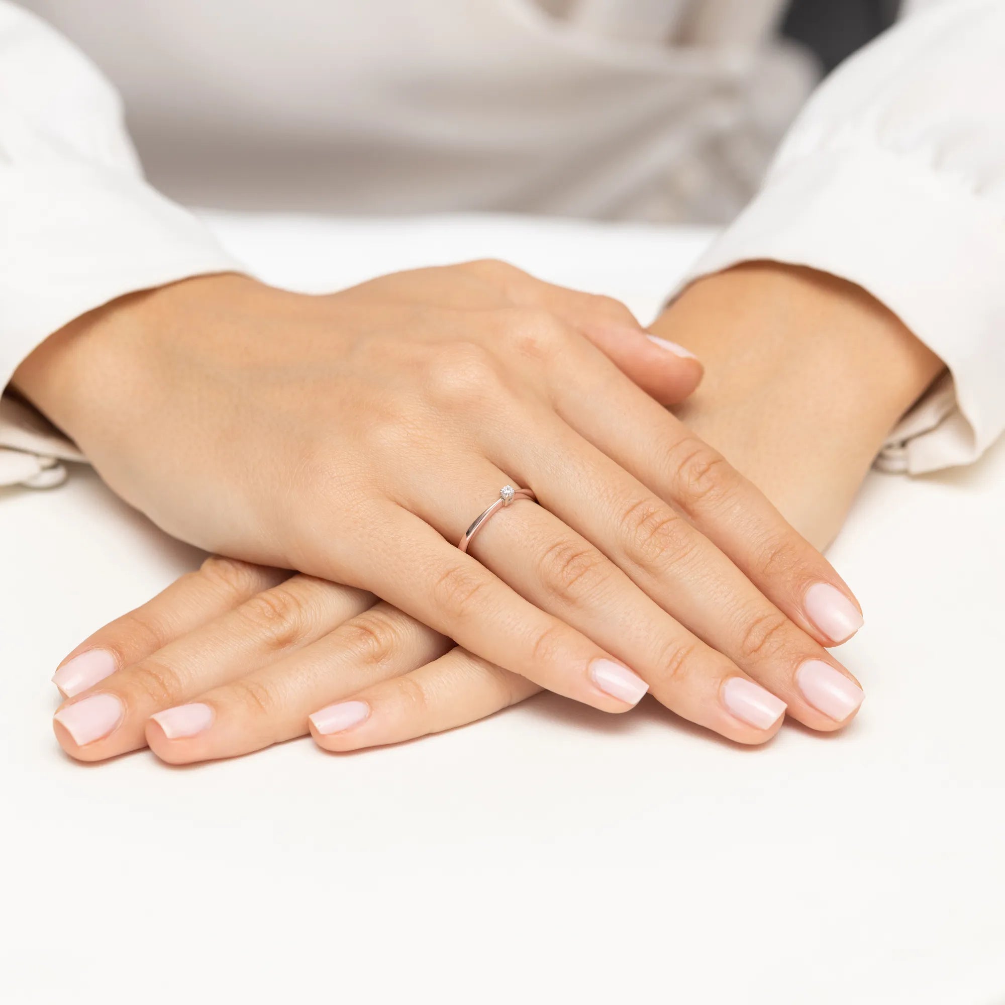 gold-ring-with-0-05ct-diamond-w0670-diw-01