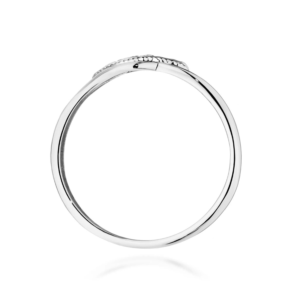 zlatý-prsteň-s-diamantmi-0-05ct-w0673-diw-01