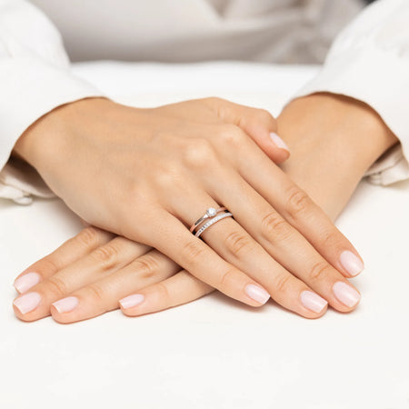 gold-ring-with-0-24ct-and-0-16ct-diamonds-w0674-diw-01