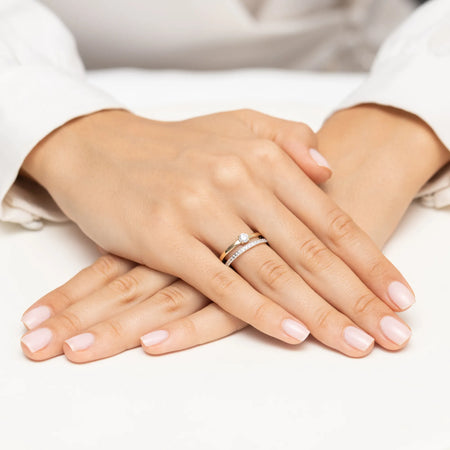 gold-ring-with-0-24ct-and-0-16ct-diamonds-w0674-diw-01