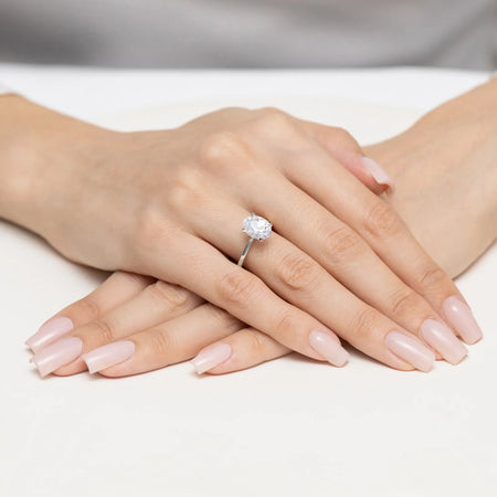 Zásnubný prsteň s diamantmi Lab-grown v 585 bielom zlate