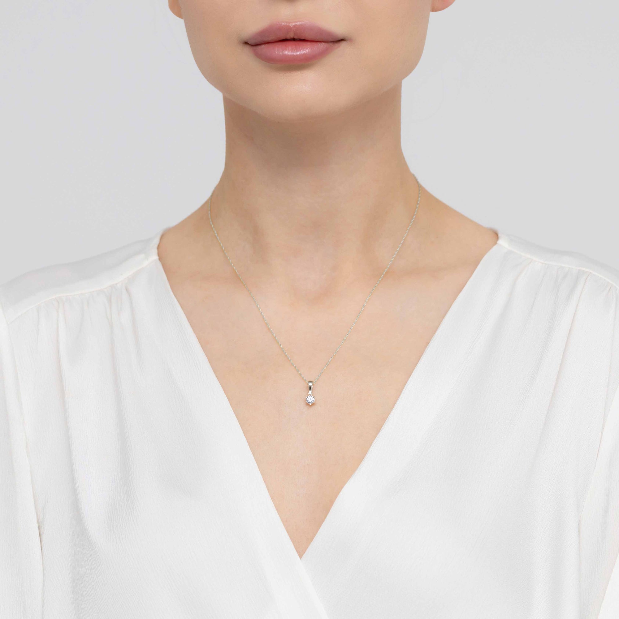 gold-pendant-with-0-40ct-diamond-z0575-diw-02