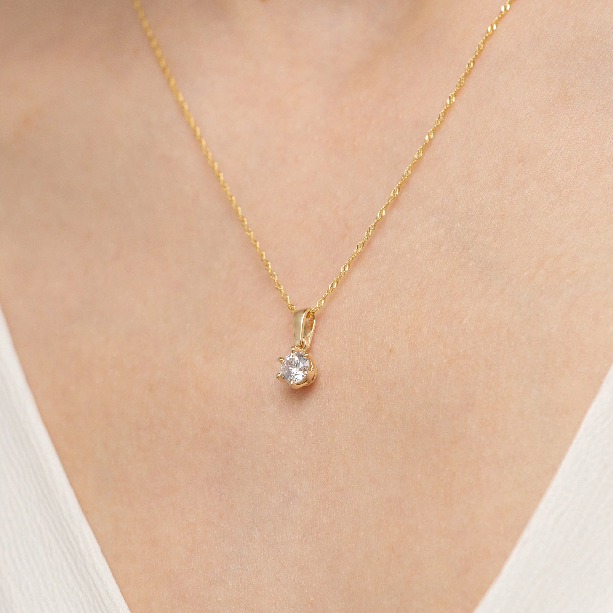 gold-pendant-with-0-50ct-diamond-z0575-diw-03