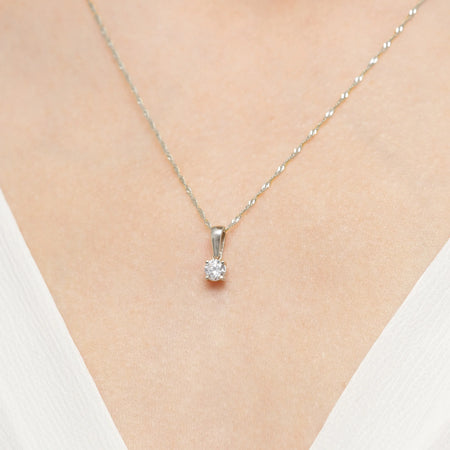 gold-pendant-with-lab-diamonds-z0576-ldw-01