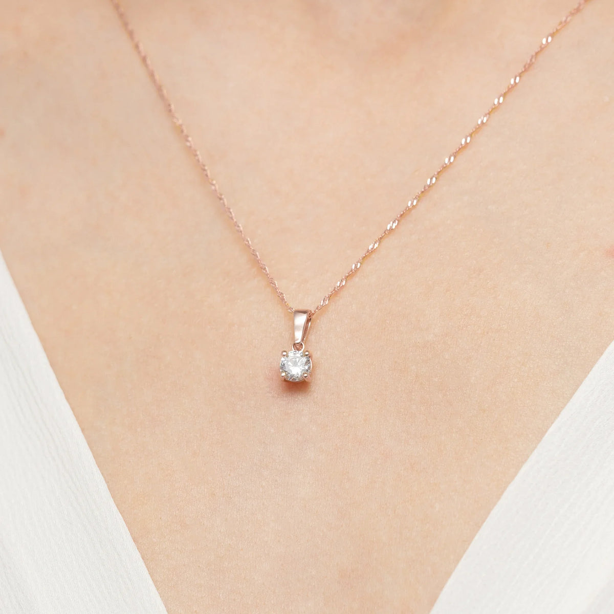 zlatý prívesok s laboratórnymi diamantmi z0576-ldw-03