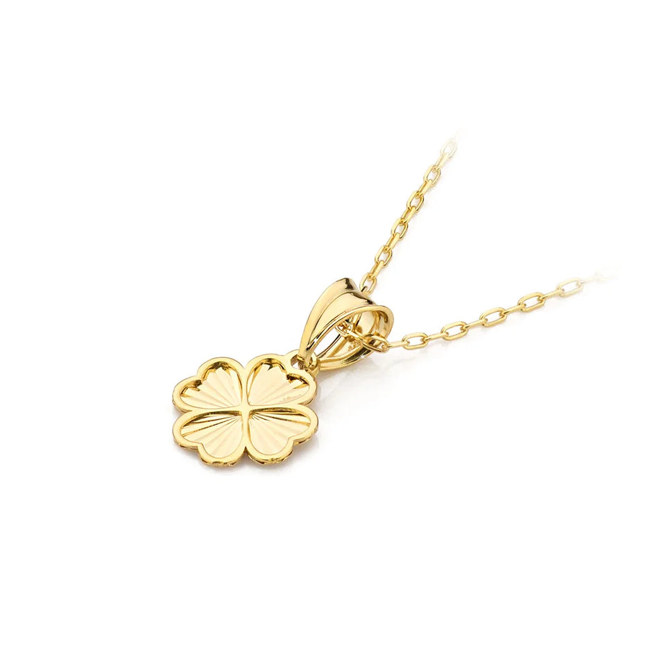 Gold necklace with diamond-cut clover pendant