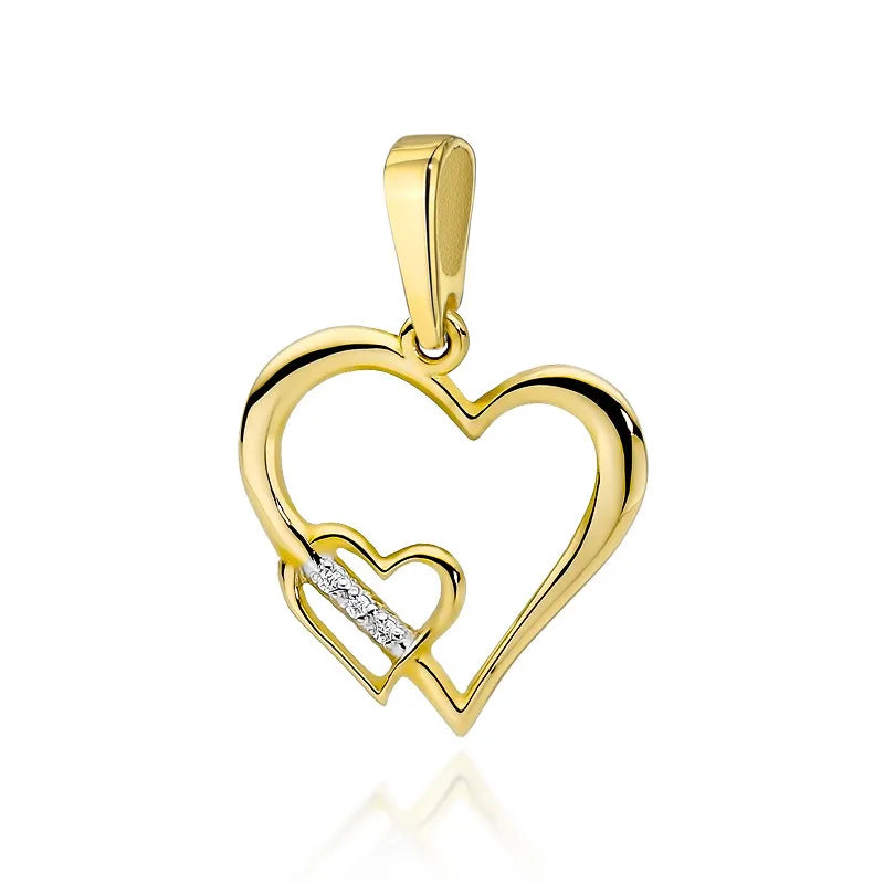 Zlatý prívesok v tvare srdca so zasadenými diamantmi o hmotnosti 0,015 ct. Jedinečný darček pre milovanú osobu.