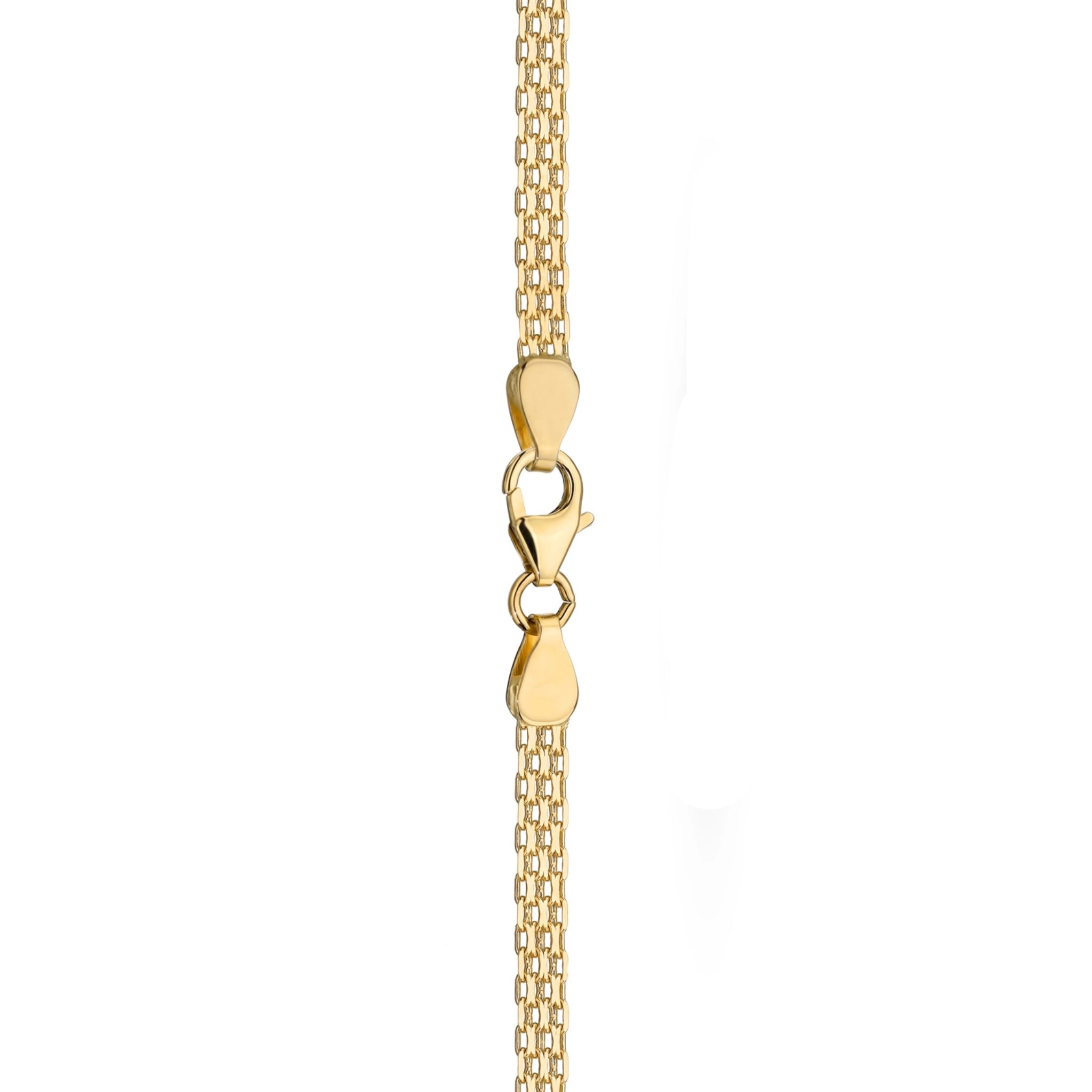 This 14-carat gold chain with a anchor weave is an exclusive accessory. Perfect for a gift.