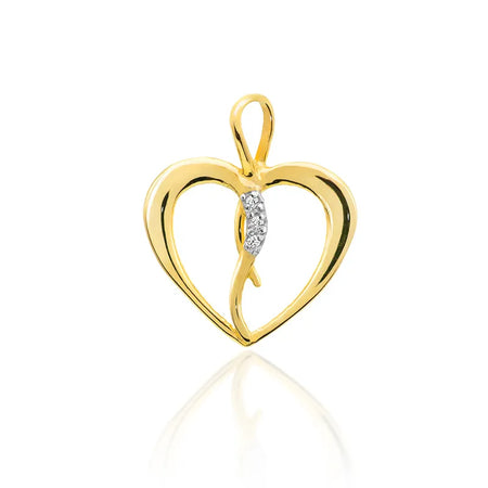 Gold 14k(585) heart-shaped pendant with 0.026ct diamonds. Make someone you love happy.