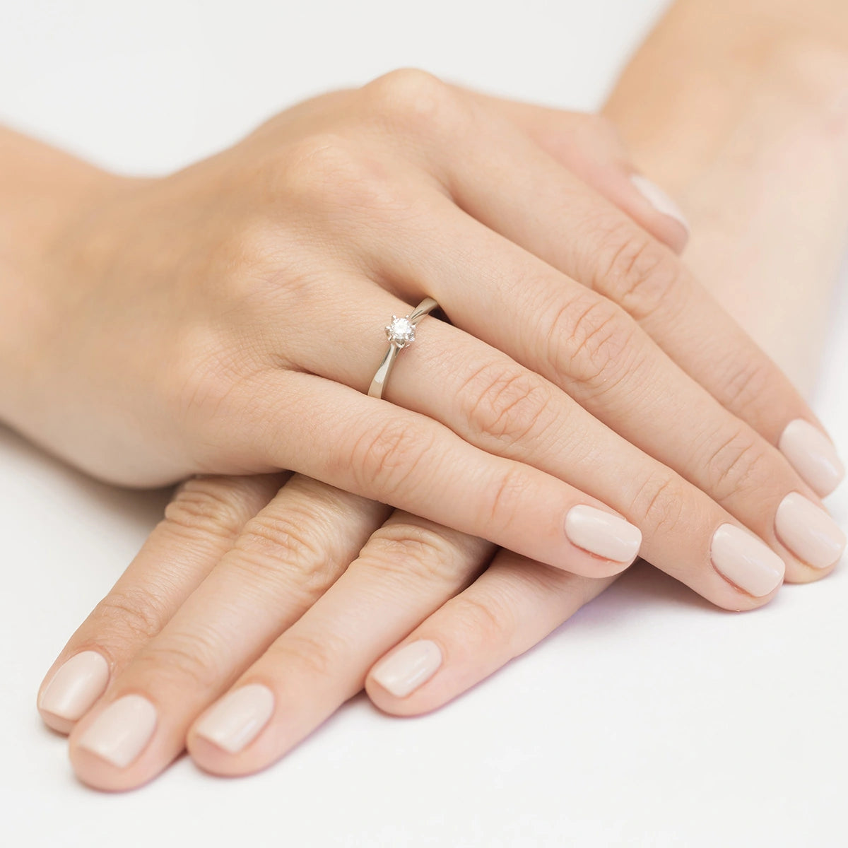 gold-ring-with-0-12ct-diamond-w0295-diw-01